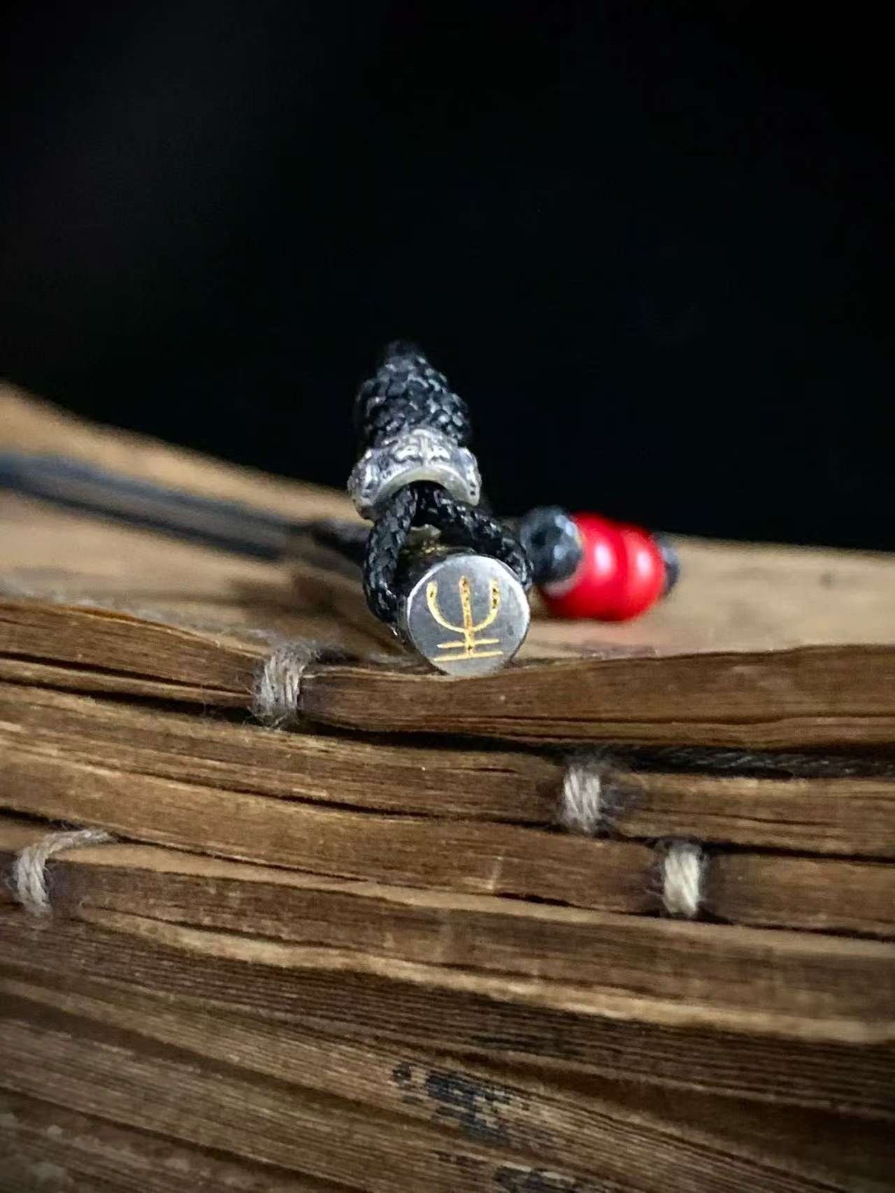 Kao Gui Rod 999 Silver Taoist Pendant — close view of the opposite inscribed pendant end