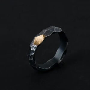 Shou Yi Ring in Men’s Style